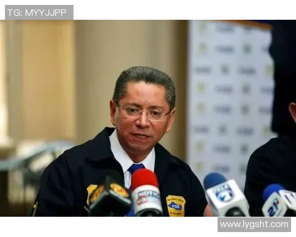 足球明星浴缸中放烟花引发热议网友纷纷点赞称其生活太奢华 足球明星浴缸中放烟花引发热议网友纷纷点赞称其生活太奢华